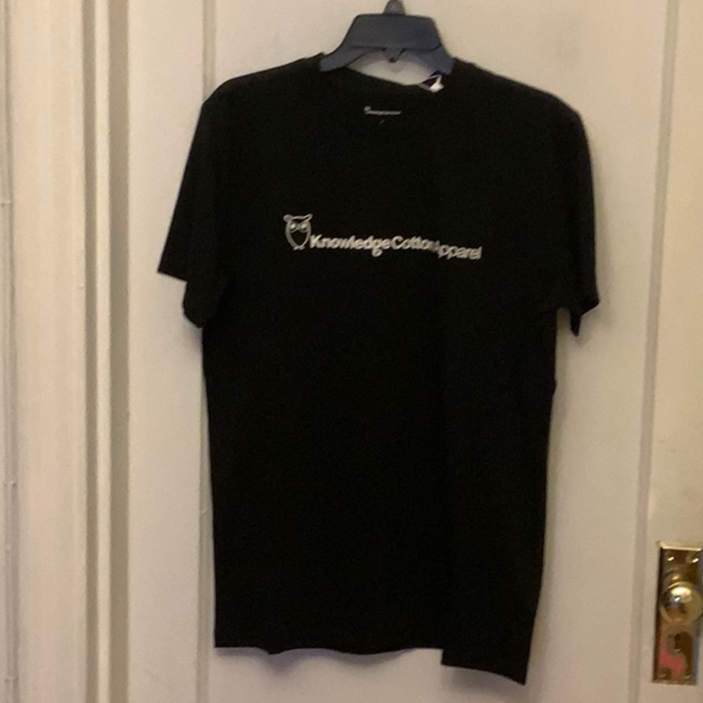 Knowledge Apparel sustainable organic  cotton Graphic Tee. NWT.